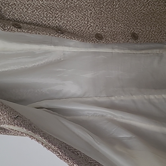 Womans knee length coat - Picture 6 of 6